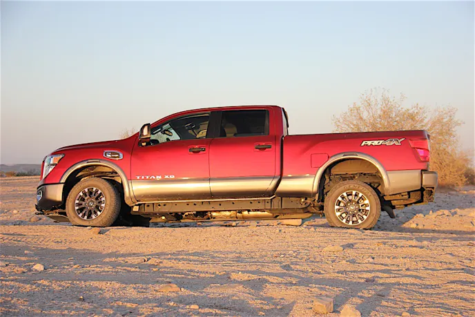 NissanTitanXD_27