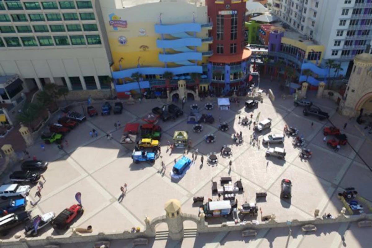 It's blue, it's yellow, it's red, it's a Jeep!