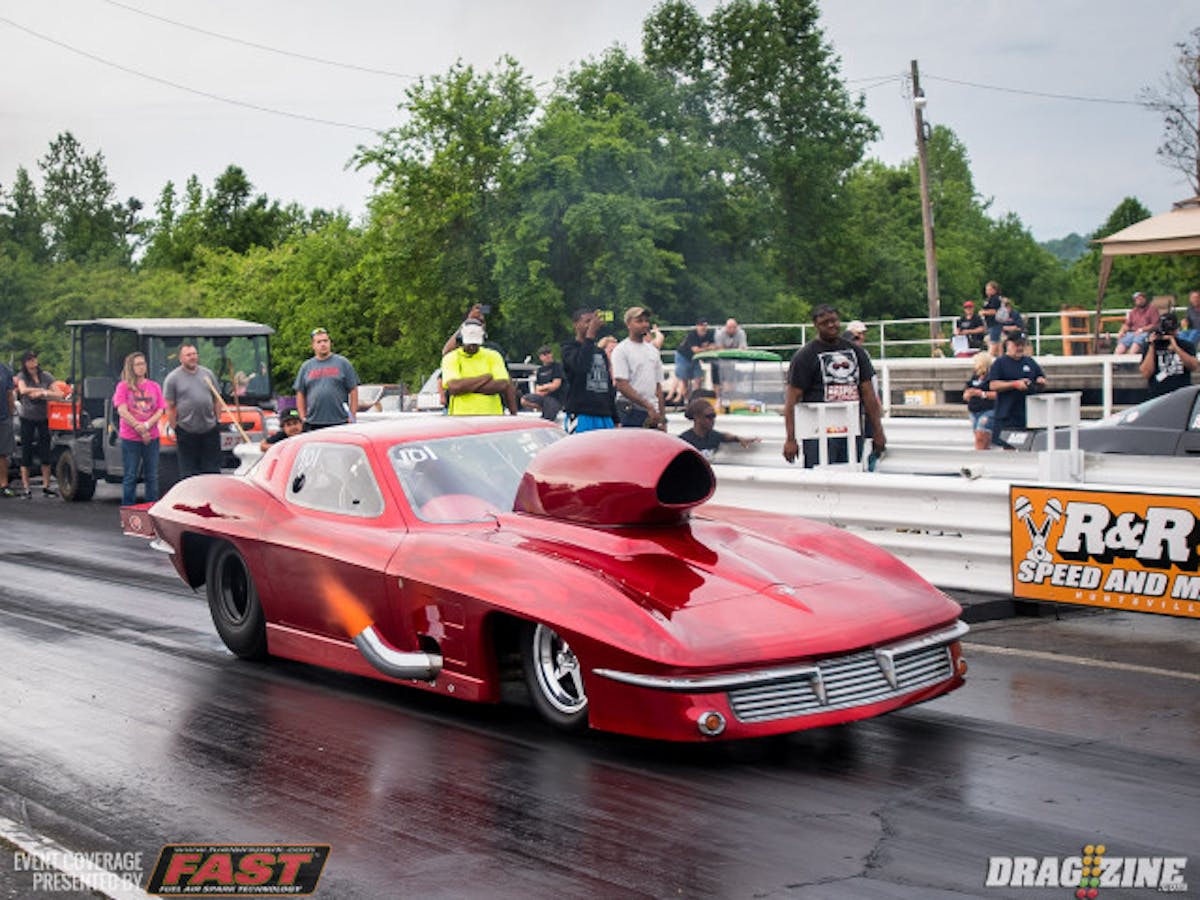 Shay Loveday made the trek from Knoxville with his gorgeous nitrous-injected Stingray. Shay launched hard but lost traction and pedaled to a 5.87 ET. Look for much more from this car once they get a handle on the tune!