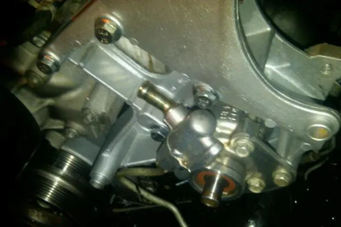 The Corvette PS pump bracket is installed.