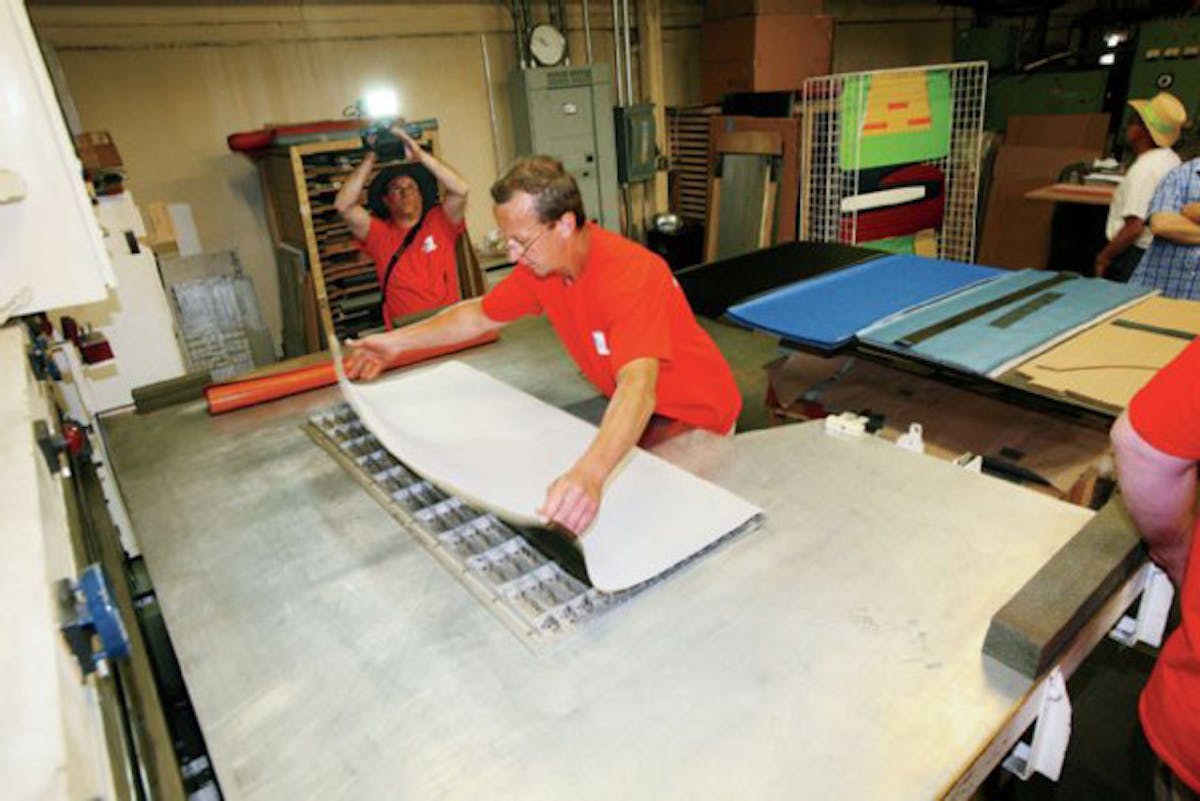 pleats-vinyl-material