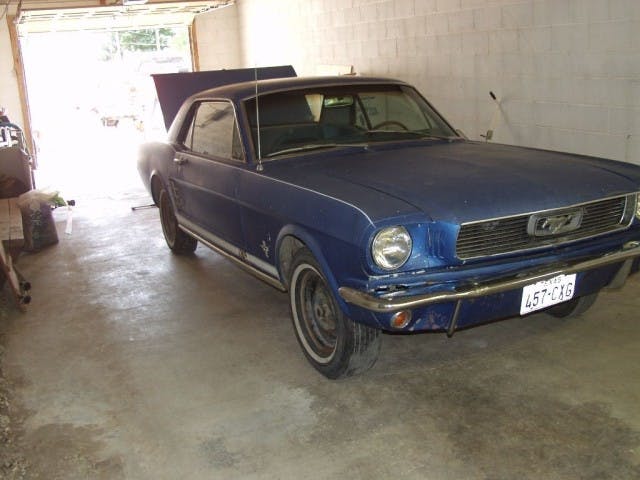 The same Mustang, decidedly less dusty.