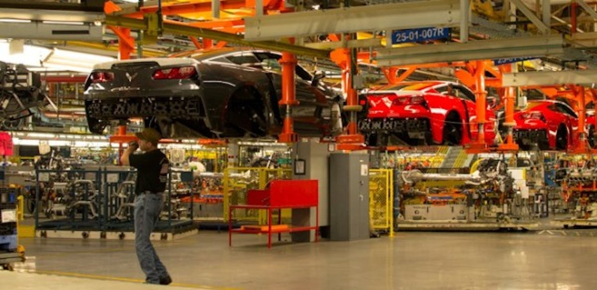 BowlingGreenAssemblyWorker-700x340