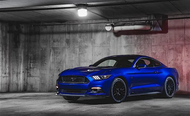 2016-Ford-Mustang-Blue-Wallpaper-Background