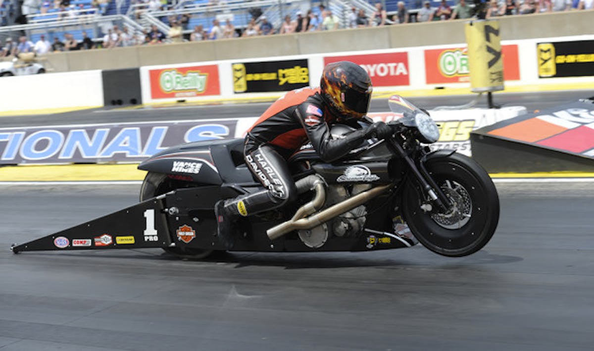 215-AndrewHines-Sunday-Chicago