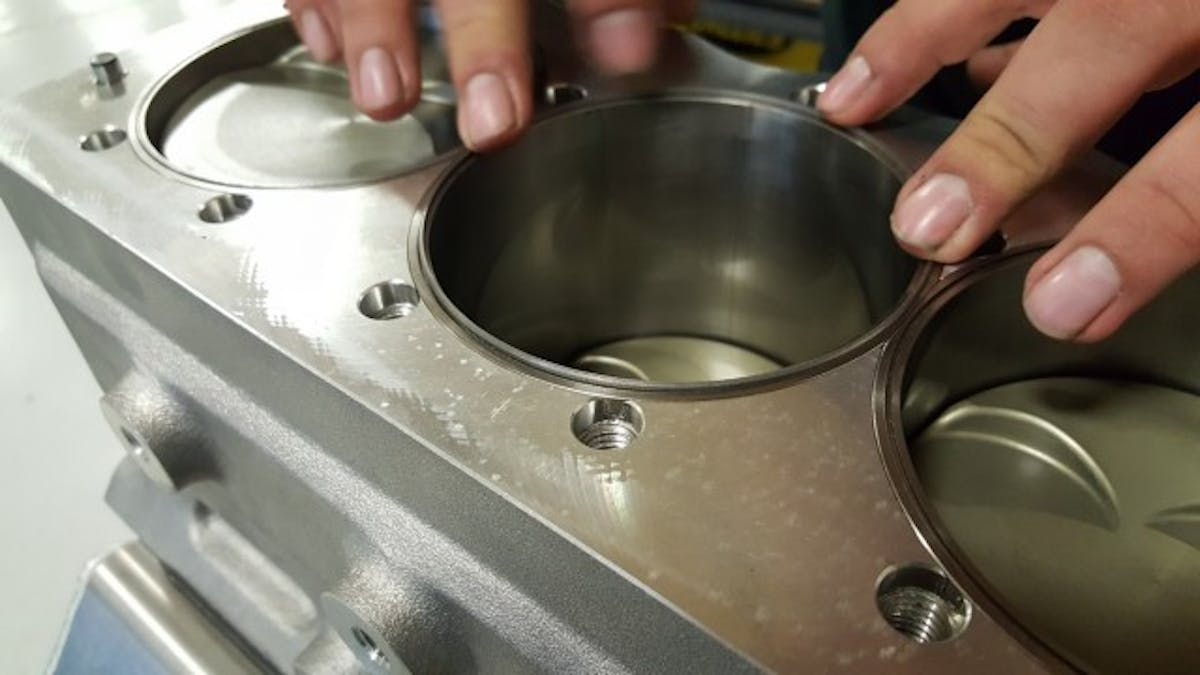 One-piece head sealing rings 6