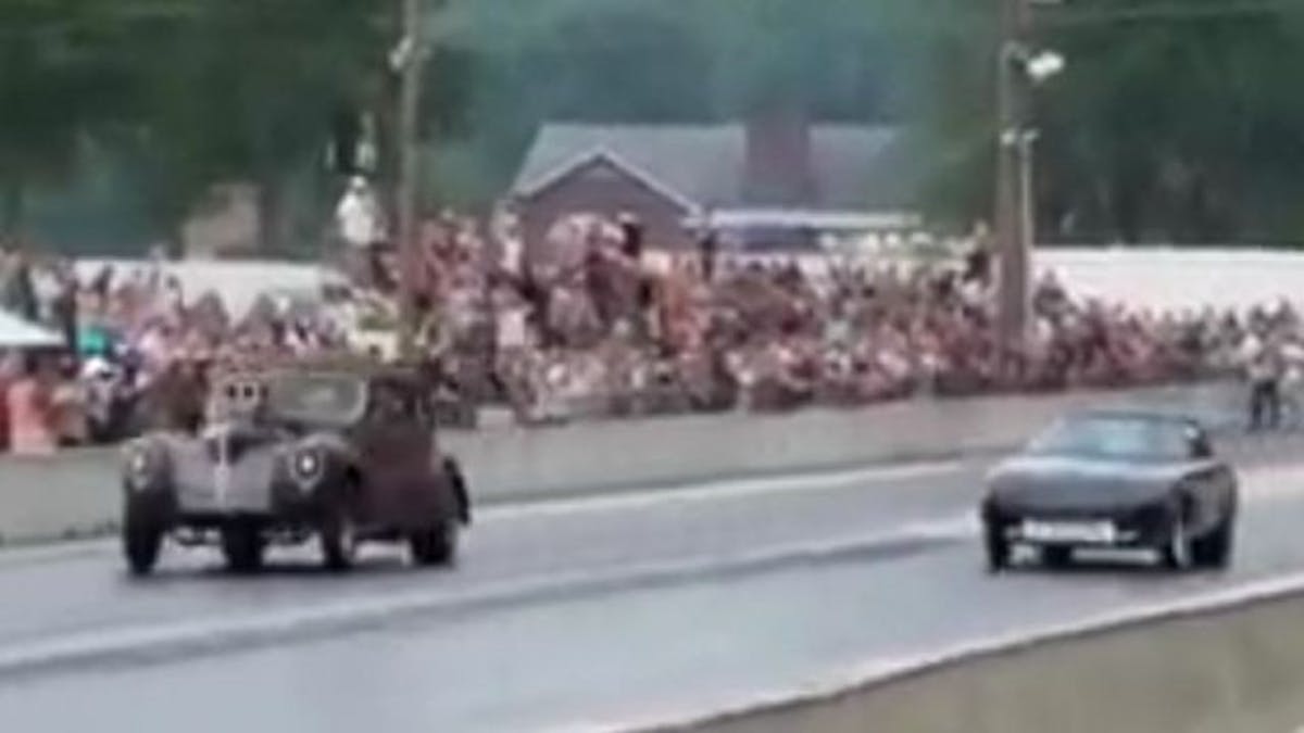 Footage from a video posted briefly on Facebook before being removed shows the beginning of the fatal crash. Anthony Owens, in the black car in the near lane, would lose control shortly after this point and crash hard into both walls before exiting the track and entering a spectator area.