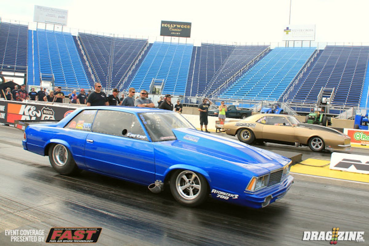 Mark Micke and Dewayne Mills met in the Radial Wars final with Mills going in with lane choice. It was a close match with Micke improving slightly over his semi final performance but was not enough to get by Mills' who ran identical ET to his semi final run scoring a 3.973 at 198.58 to Micke's 4.05 at 200.98 MPH.