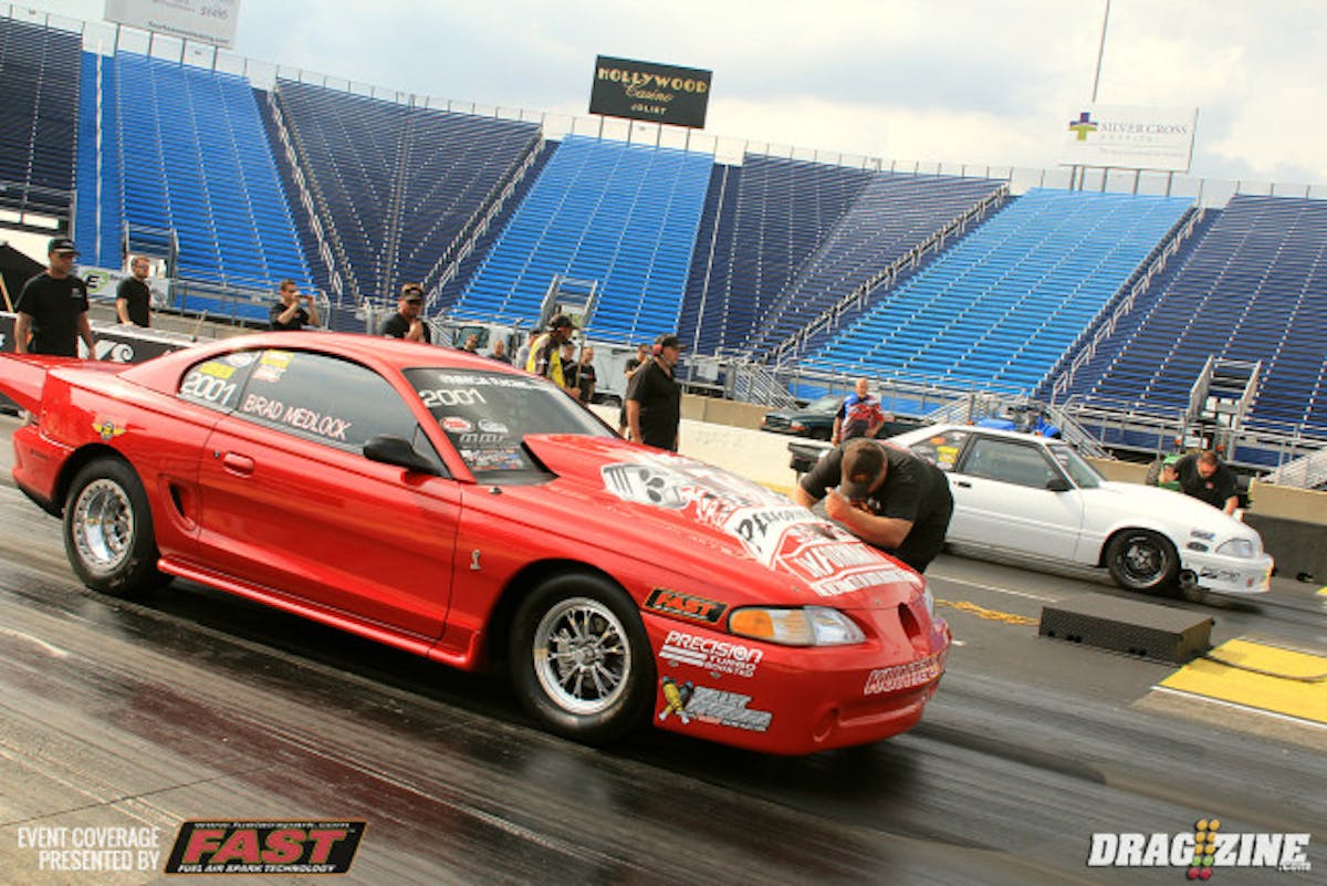 In the MX235 final it would be Brad Medlock vs Brian Edwards. Both cars left together but Edwards lost traction early while Medlock went straight down to a 4.72 at 154 to earn the event win.