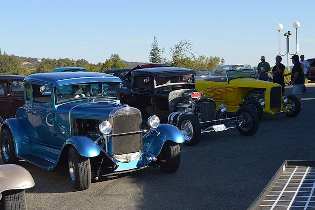 28269425355_0f6342a05f_z