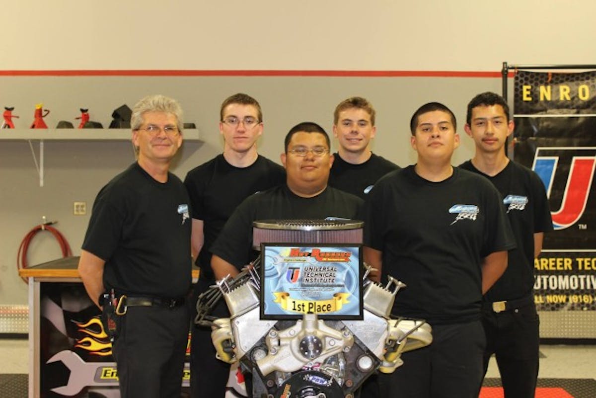 13323670_10153823617843246_1489585675340451446_o