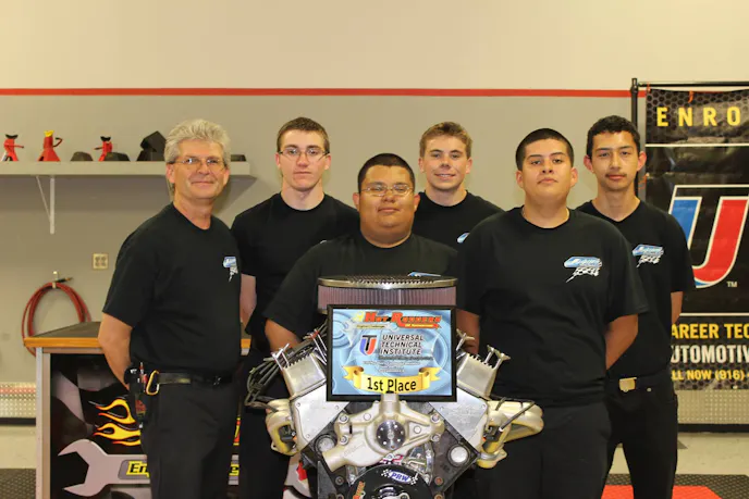 13323670_10153823617843246_1489585675340451446_o