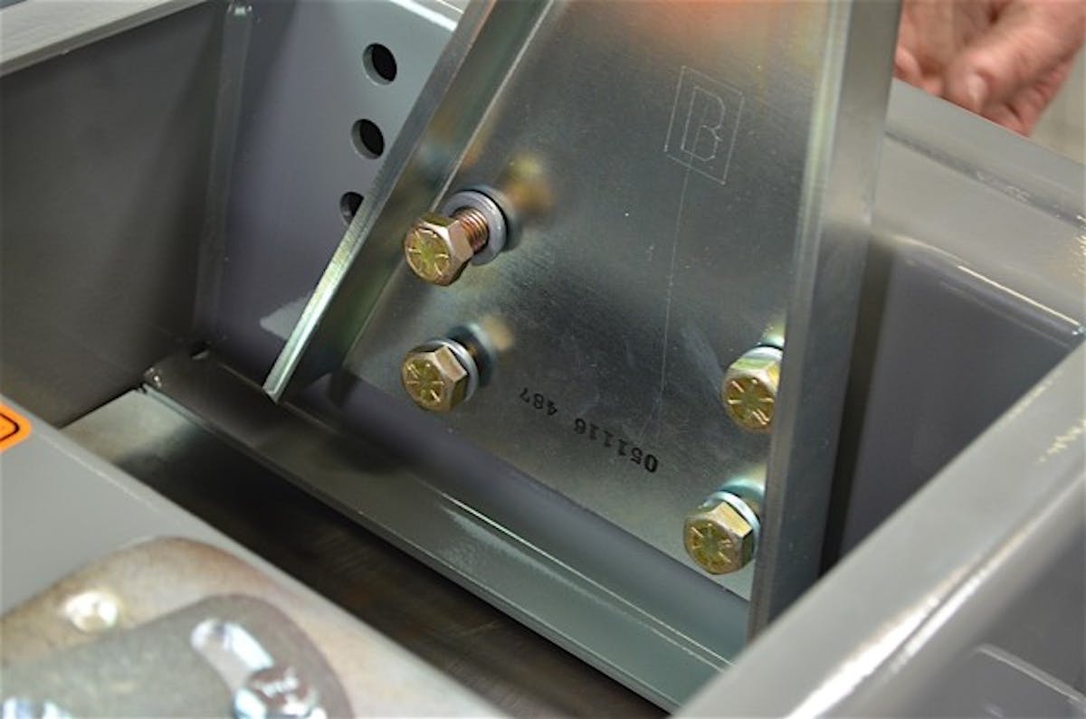 There are nine ways to set up the pivot arms. We went with a medium-height position, which would offer up-and-down flexibility.