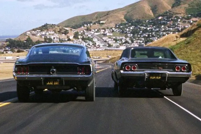 Bullitt-Charger-Chase