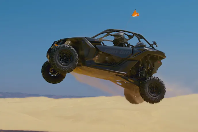 can-am-maverick-x3-airborne