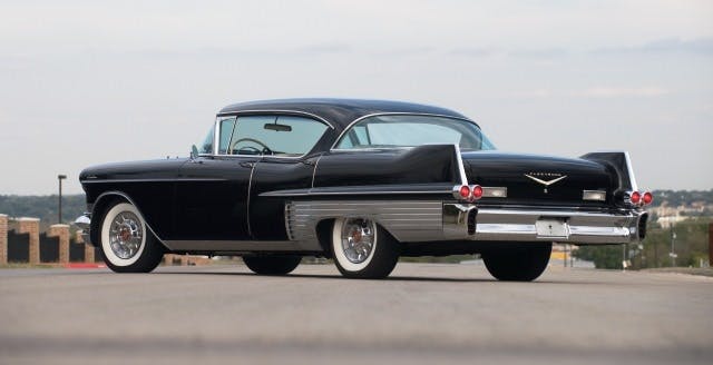 MagicCity-1957-cadillac-fleetwood-60-special