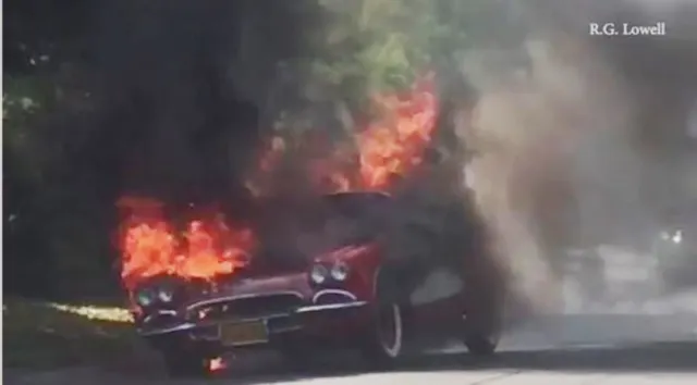 CO-Vette-on-fire-encino