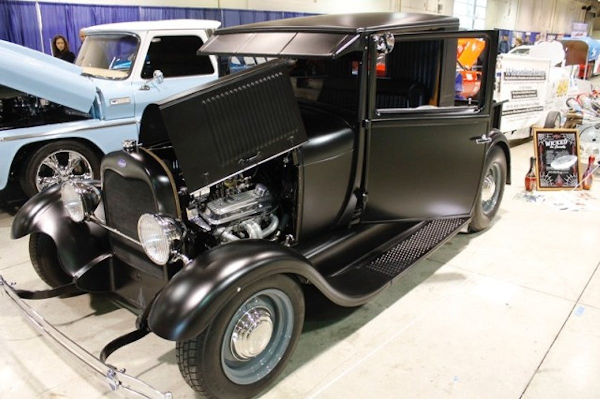 1929 Ford Model A Roundabout_front