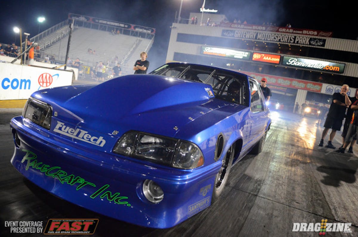Josh Klugger got a break single in the semifinals of Radial vs The World after Marty Stinnett incurred major damage in the previous round, rolling to a 3.98 to take lane choice in the final over Mark Micke, who posted a 4.03 winning effort over Brandon McBride.