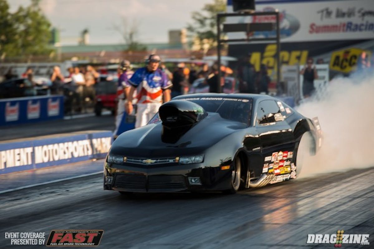 Tim Savell got his hot rod sorted out and took out Tomas Jones running a 3.86 to stamp his ticket to the semi-final round. 