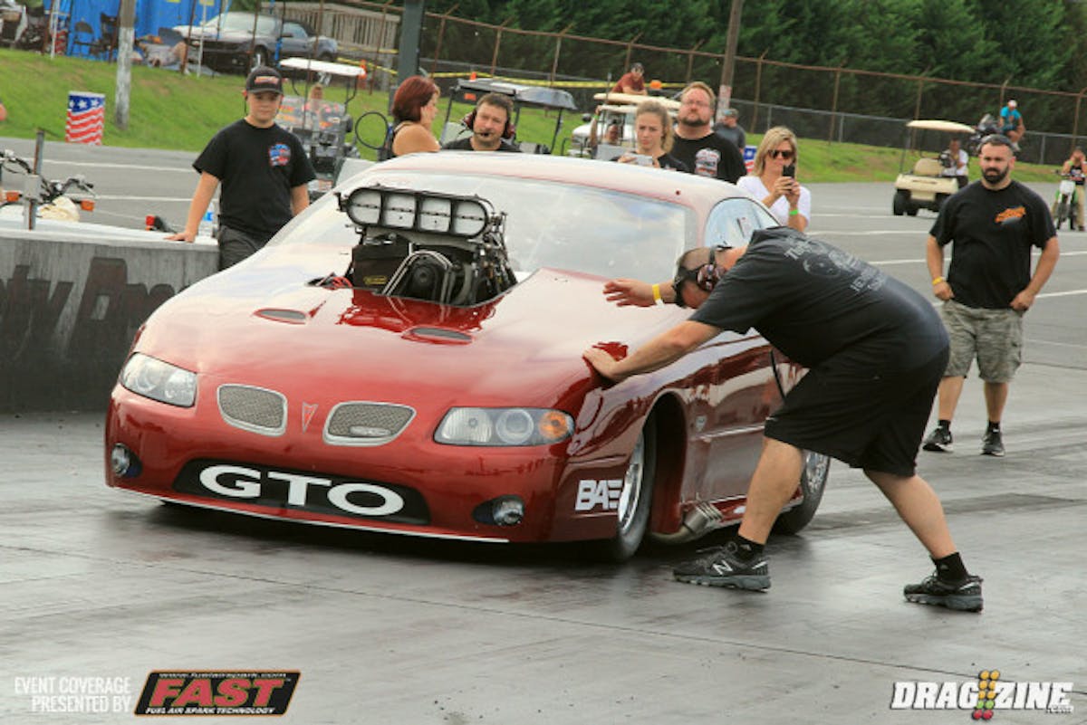 Joe Albrecht sits number one in Outlaw 10.5 after the first session with a 4.01 at 190 MPH making the team very happy with the performance so far this weekend with the new car.