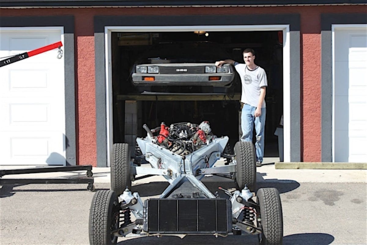 470643_701977723149077_1382751206_o