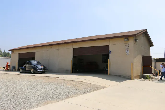 027-stokers-hot-rod-factory-shop-tour