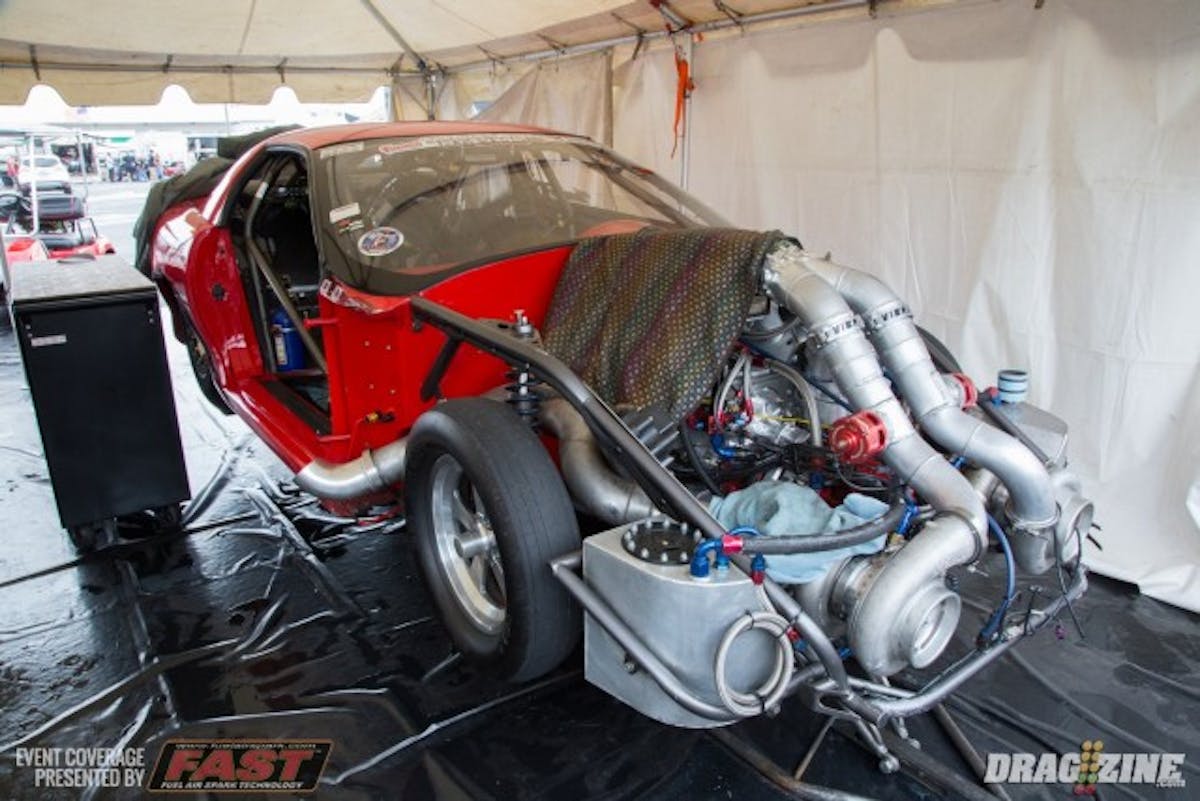 Nick Agostino was able to make repairs to his Outlaw 10.5 Camaro after going in the sand last night. The damage was minor and the turbos along with the motor seem to be okay after some inspection.