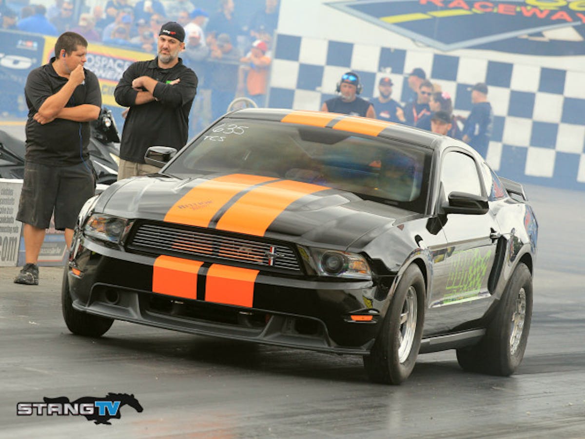 The Henchman Racing Turbo Coyote Shootout number one qualifier so far is Bret Stabler out of Royal Palm Beach, Florida and the only car to run in the four second zone so far. He put up a 4.96 at 145 MPH fr this round.