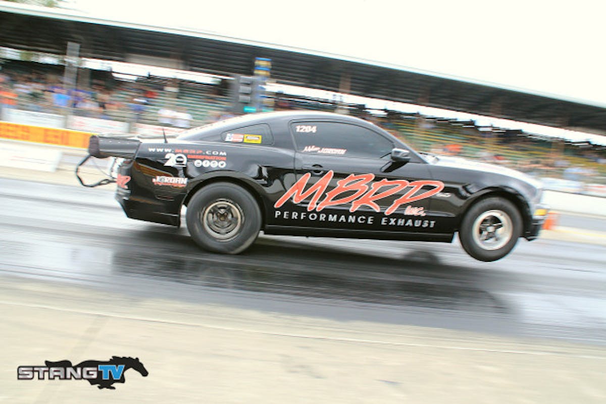 Justin Jordan had a scare in his MPBR sponsored ride as it shut off after the burnout. The crew helped push it back and he got it fired up and was able to make the pass which an opponent broke bye. He laid down a 5.046 at 142 and will face off with Dasan Holloway in round two later today.