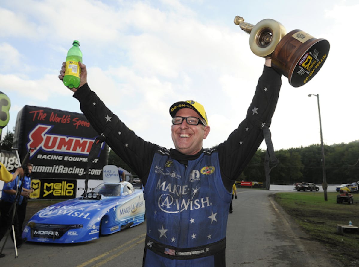 387-TommyJohnsonJr.-SundayCelebration-Reading