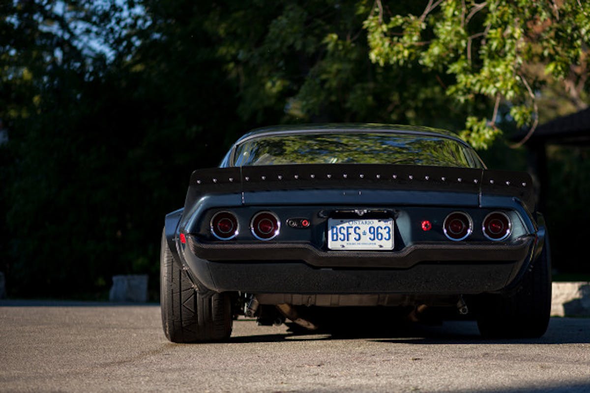 cyrious-garage-world-war-z-camaro-38