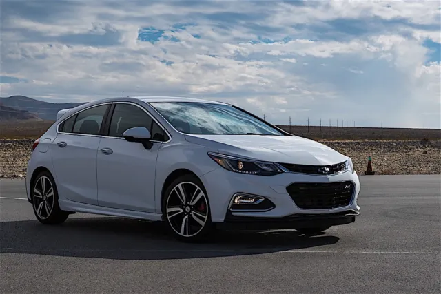 Chevrolet Cruze Hatch featuring Chevrolet Performace Parts.