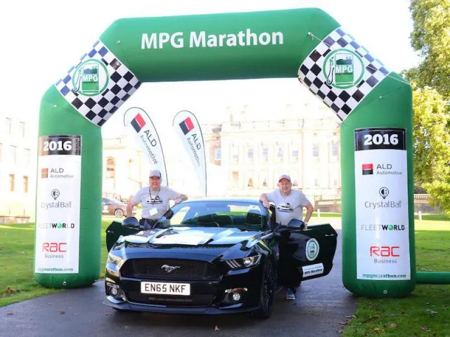 ford-mustang-gt-at-2016-mpg-marathon