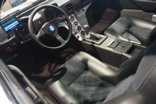 More than just an engine swap, the Gas Monkey Garage Pantera was revamped inside and out. The team there revamped the interior so it’s clean a classy.