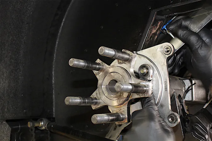 While Moser has never witnessed an instance where the previous Star Flange has failed, they chose to remain ahead of the game in terms of safety and longevity with the new design. For that reason, we opted to go with the updated Pro Flange on our Dragzine project car, BlownZ.