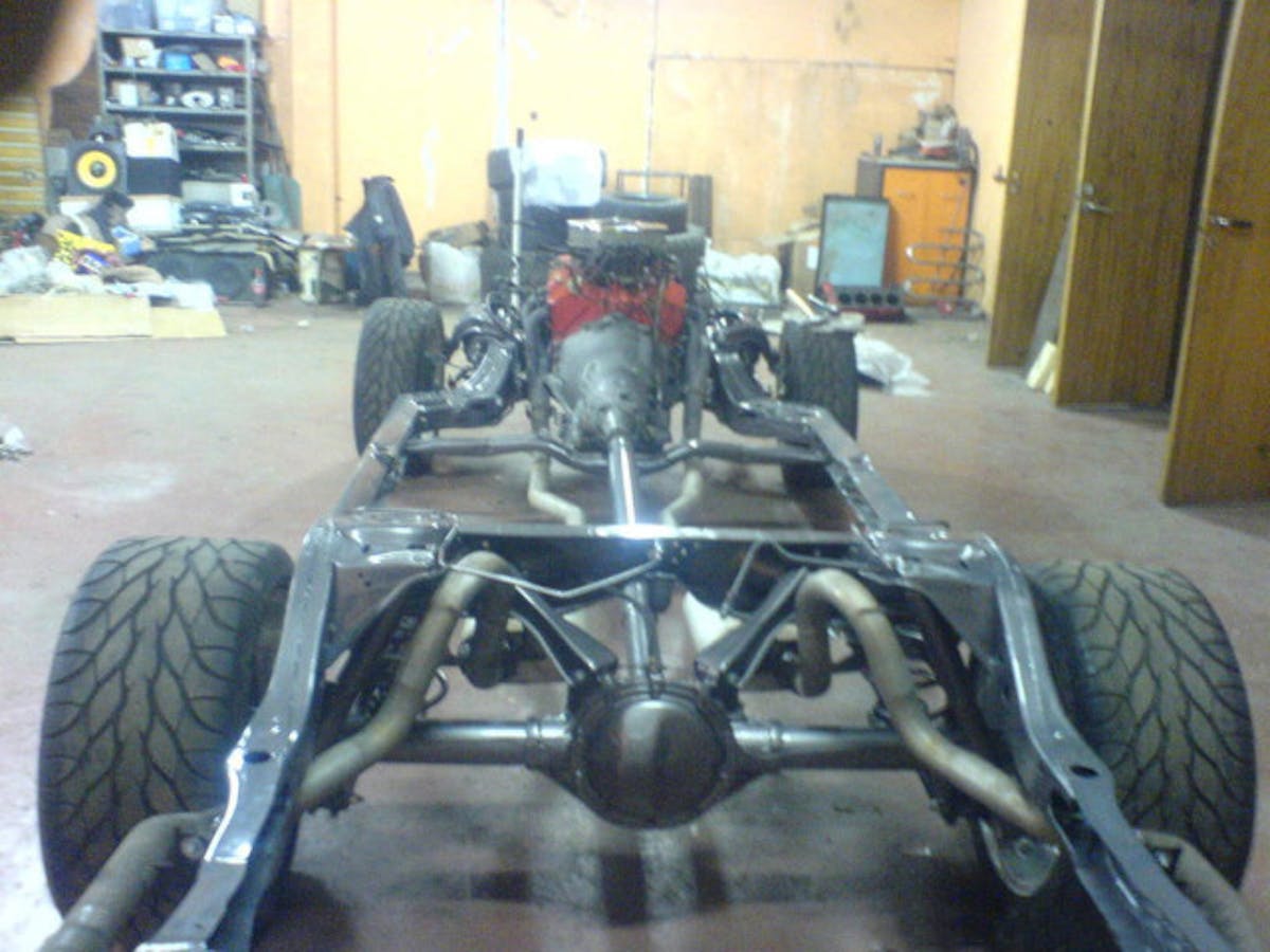 The frame restorated and new paint the old motor 350 Hi performace