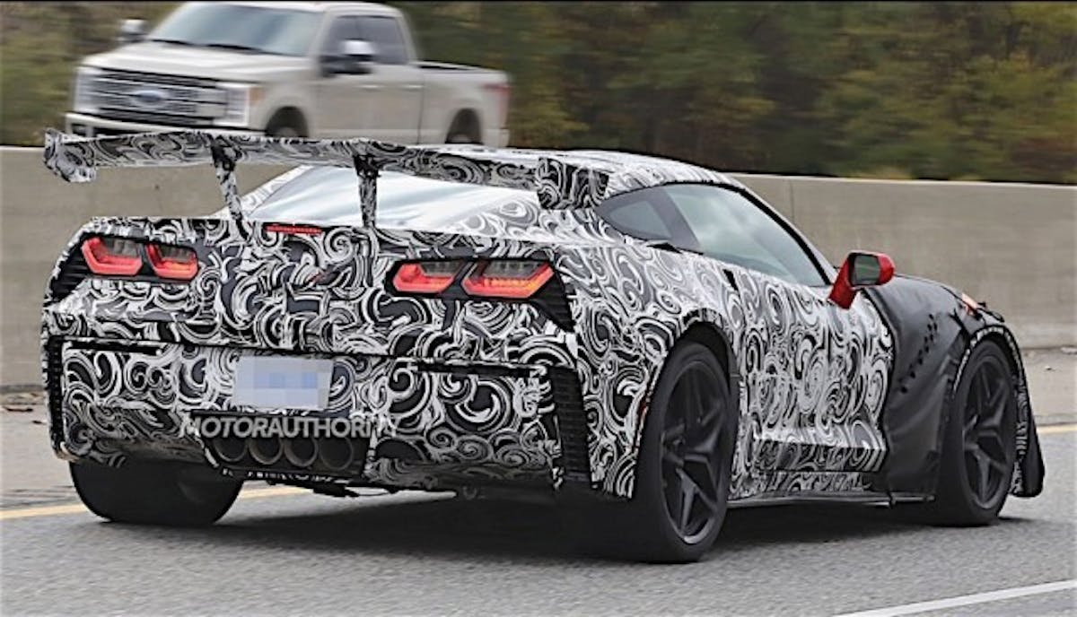 2016-11-07_19-00-07-640x367