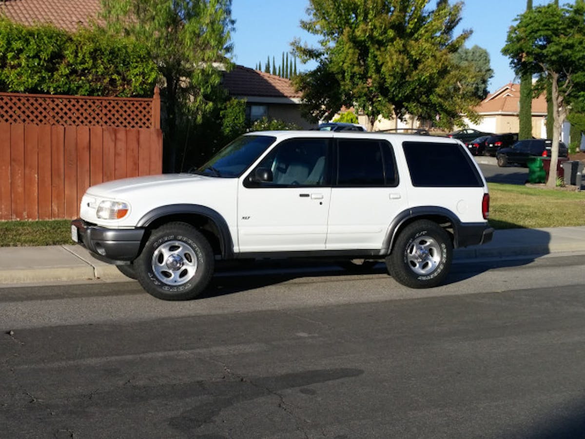 Driving through an intersection and hitting a dip sent the car into an up-and-down routine for a few seconds before settling; the telltale sign of worn-out shock absorbers. On that point, the RS5000s proved themselves to be a great solution.