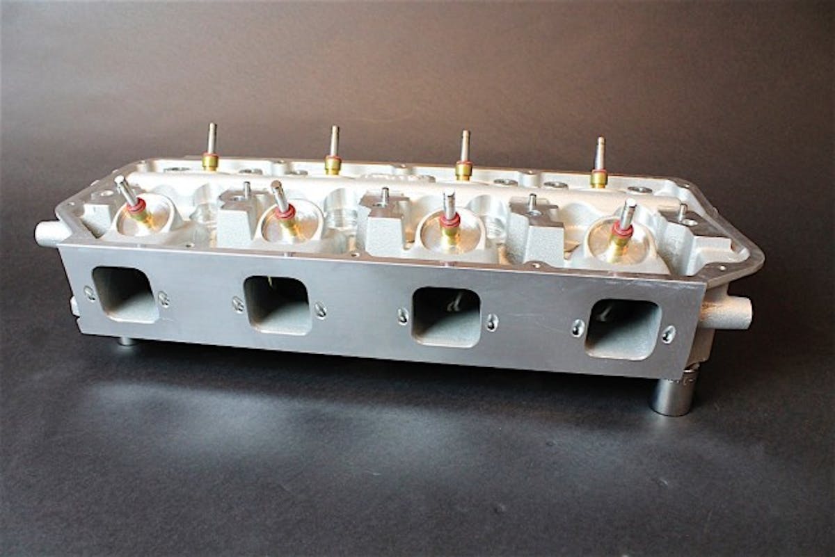 EdelbrockHemiHeads-026