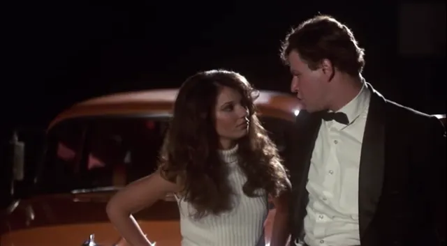 Sally (Fran Drescher) and Hollywood Knights cut-up, Newbomb Turk (Robert Wuhl).