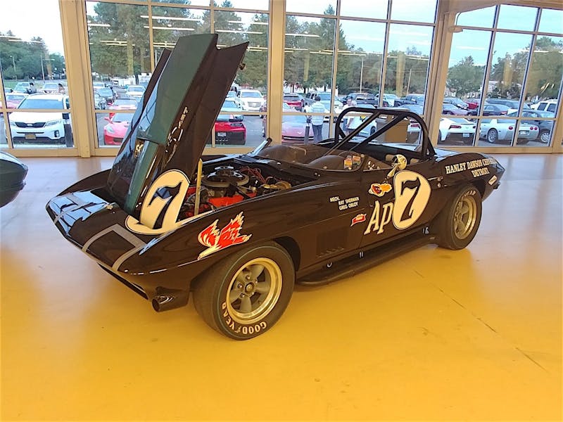 video-musings-from-corvettes-at-carlisle-2017-0299