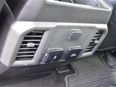 2017-Ford-Raptor050 2017-Ford-Raptor050