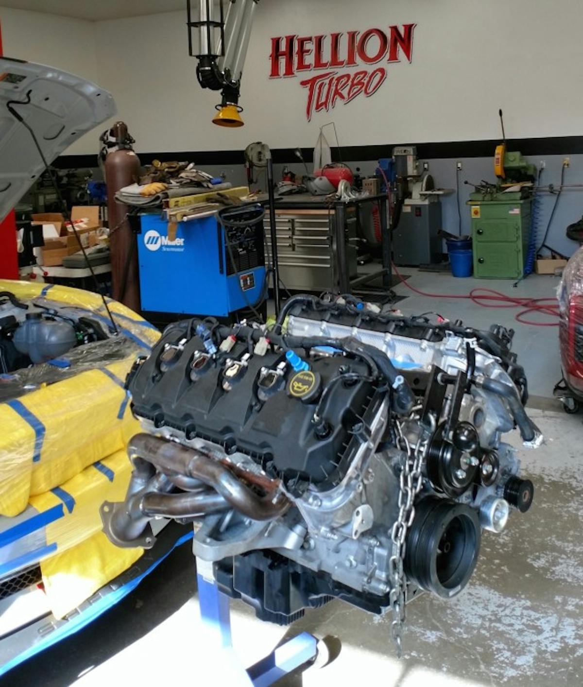 How do you push a Shelby GT350R to four-digit horsepower? With upgraded internals and an off-the-shelf Hellion twin-turbo system! (Photo Credit: Hellion)