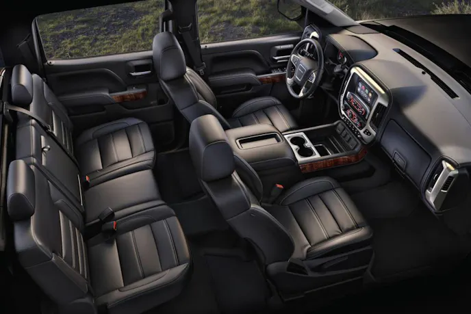 2017-Chevrolet-Silverado-HD-interior-seats