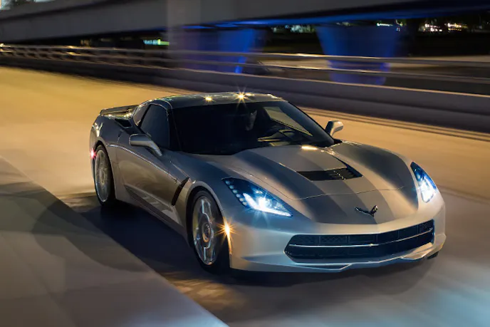 2017-chevrolet-corvette-stingray-sports-car-mo-design-980x476-03