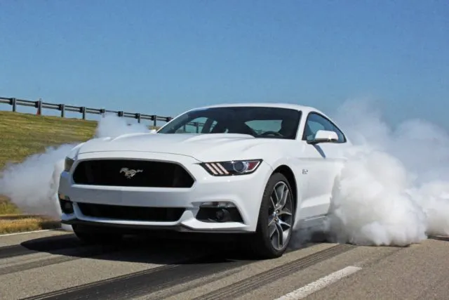 The latest Mustangs already produce well over 400 horsepower, but more is always better. So why not sell one with the capability to make three times that much power? That’s just what Lebanon Ford in Lebanon, Ohio, is doing with its LFP Hellion Mustangs.