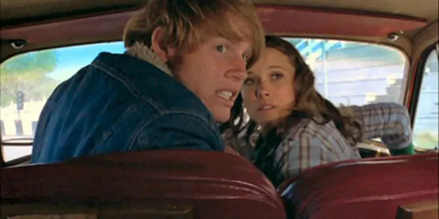 The pursued lovers Sam (Ron Howard) and Paula (Nancy Morgan).