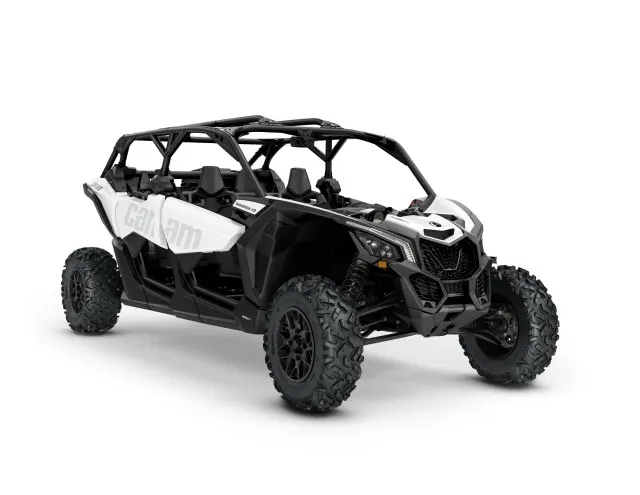 2017 Maverick X3 MAX TURBO R white_3-4 front