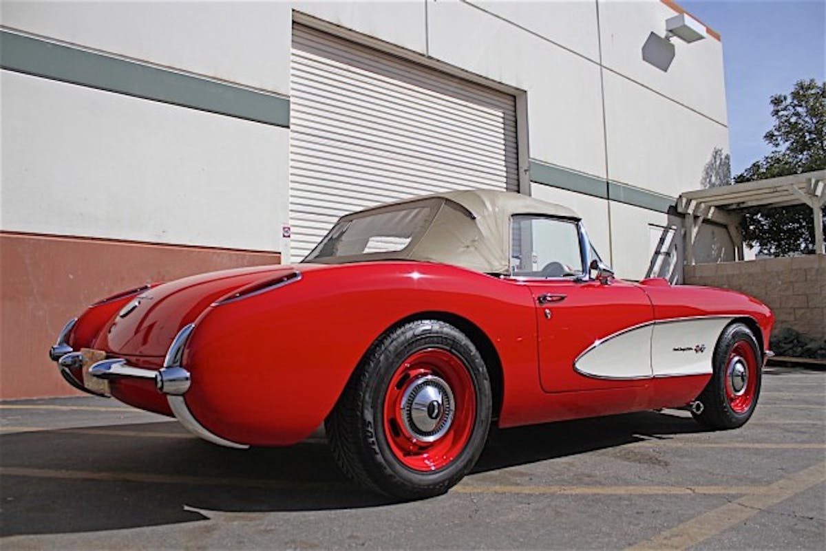 Jenna edited 1957 Corvette11